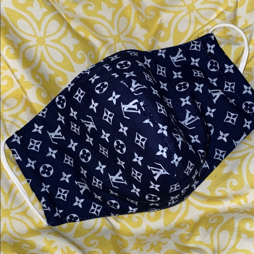 Brand new mask nwot fashion dark navy
